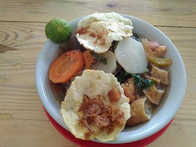 SOTO MIE ASLI BOGOR PAK KADIR MUTIARA GADING TIMUR