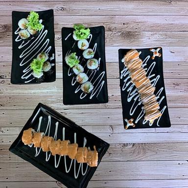 TANOSHI SUSHI MUSTIKA JAYA