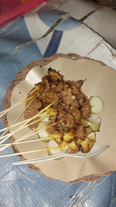 WARUNG LONTONG SATE BANG BUDI