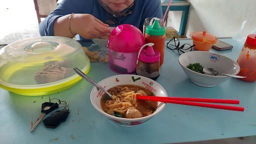 MIE AYAM DAN BAKSO SHOLIKIN