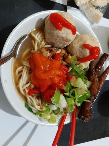 MIE AYAM NUNGGAL ROSO PAK T