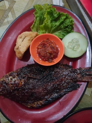 PANTURA RESTO SPESIAL AYAM DAN IKAN BAKAR