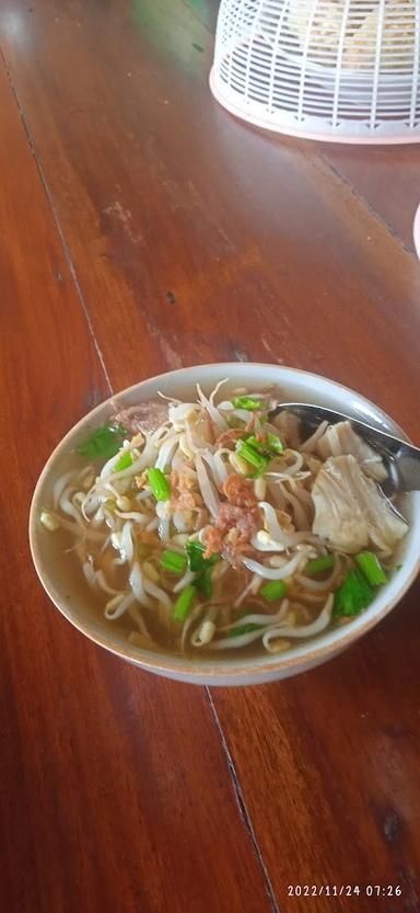 SOTO DAN SOP IGA HJ. TIWIK