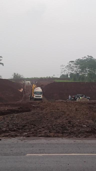 LESEHAN KELAPA MUDA BANG JEK