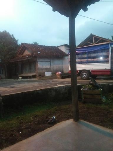 WARUNG PENGKOLAN