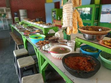 WARUNG NASI NAGREG