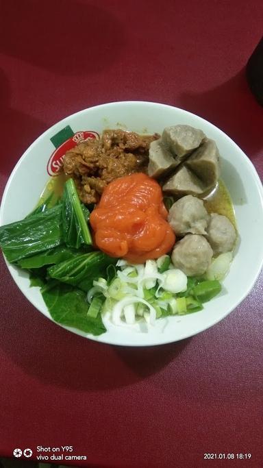 MIE AYAM & BAKSO SUPER JUMBO