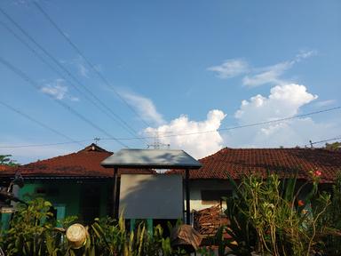 WARUNG BAKSO TAHU BU SURIPAH