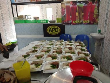 AYAM PENYET DELI (APD)