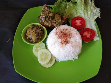 BUBUR AYAM NASI UDUK MPOK LIN SAWAH LIAT