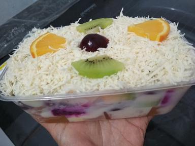 SALAD BUAH SAKINAH