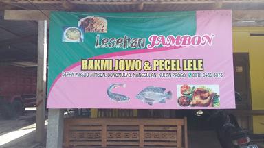 LESEHAN JAMBON, BAKMI DAN PECEL LELE PAK KELIK