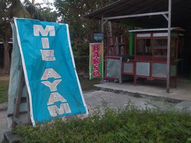 WARUNG BAKSO & MIE AYAM MBAK SRI