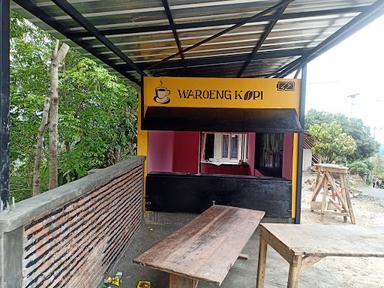 WARUNG KOPI PUNCAK CICADAS