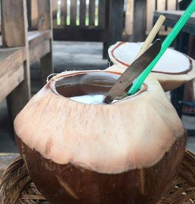 KELAPA MUDA BAKAR JEMBRANA