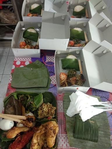 WARUNG NASI KEPUH (TRADITIONAL BALINESE FOOD)