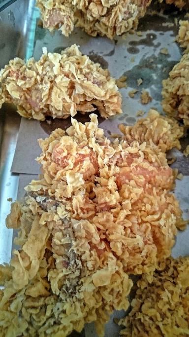 FAMILY FRIED CHICKEN CRISPY