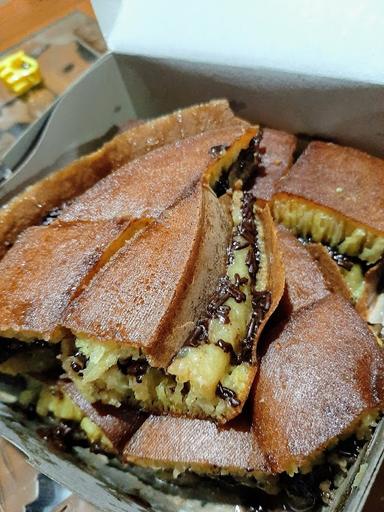 MARTABAK KIRANA 1