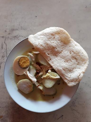 GADO-GADO DAN LONTONG OPOR BU WID