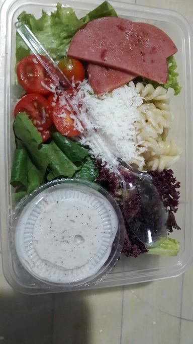 GODONGAN MIXED SALAD