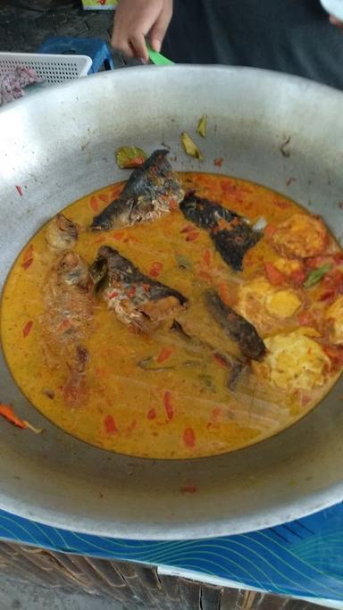 YU HARNIS'S FISH CURRY