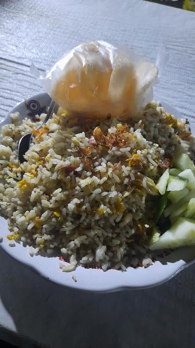 MIE DAN NASI GORENG PAK UMUM