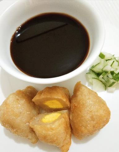 PEMPEK PALEMBANG YUK HANA