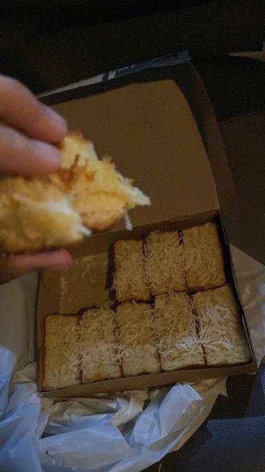 ROTI BAKAR JURAGAN