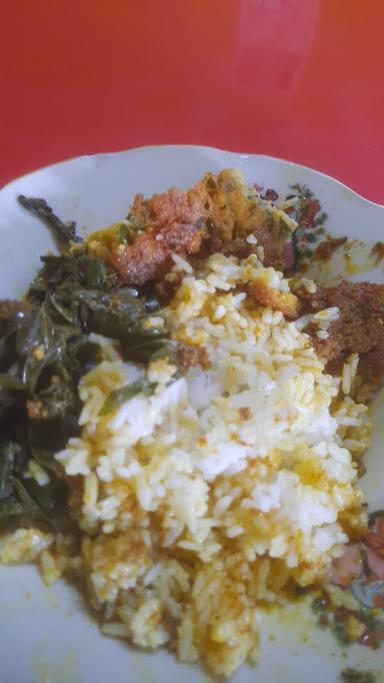 RUMAH MAKAN IBRA MINANG (MASAKAN PADANG)&KULINER KHAS MINANG