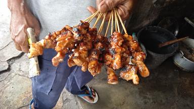 SATE & TONGSENG KAMBING PAK NAWI