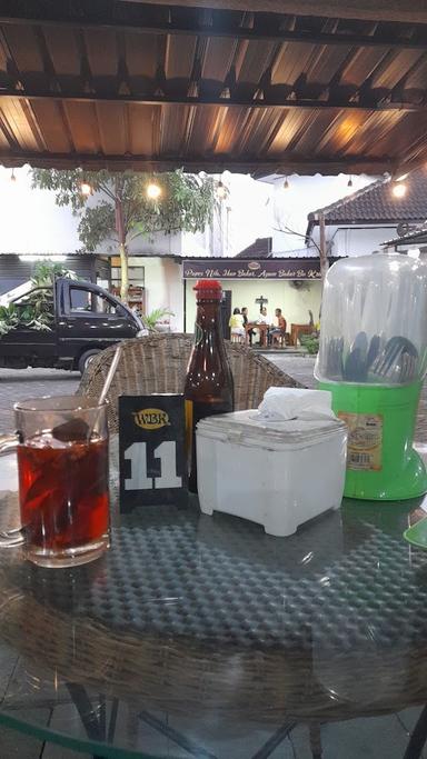 WARUNG BU KRIDO