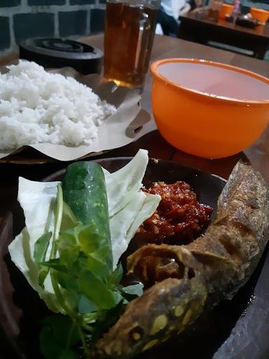 WARUNG MAKAN PAK GARENG