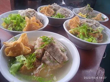 BAKSO URAT JUMBO