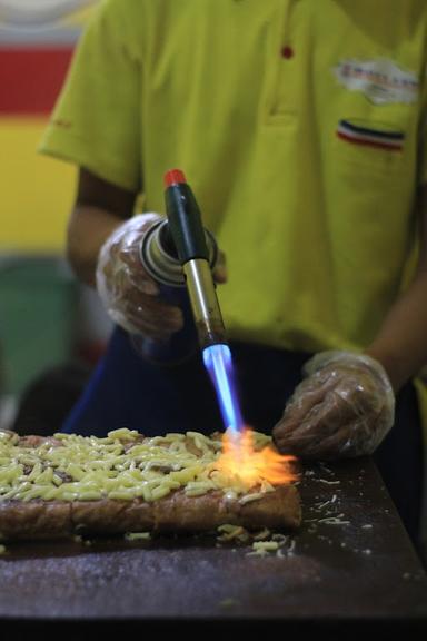 HOLLAND MARTABAK TERANG BULAN