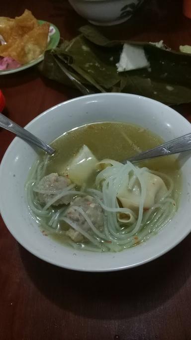 BAKSO SOLO KAWI MIE AYAM BANG SALAM