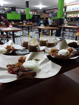 Photo's Ayam Penyet Surabaya Ngaliyan