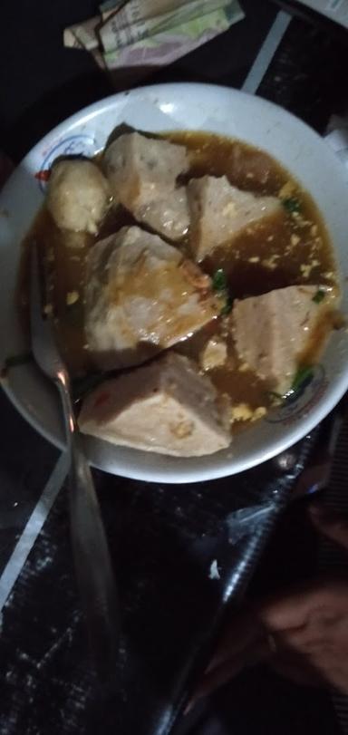 BAKSO BU KOM