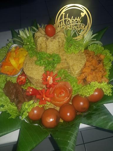 NASI KEBULI DEEDEE NGALIYAN