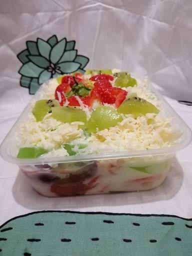 SALAD BUAH BUNBUN