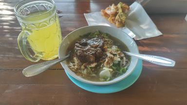 WARUNG MAKAN MBAK UT