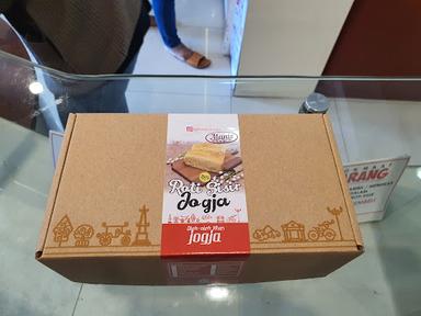 DELICIA BAKERY & ROTI SISIR JOGJA KHA DAHLAN