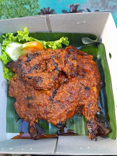 AYAM GEPREK TEGUH