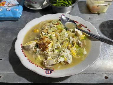 BAKMI JAWA DAN WEDANG RONDE BU PARNI