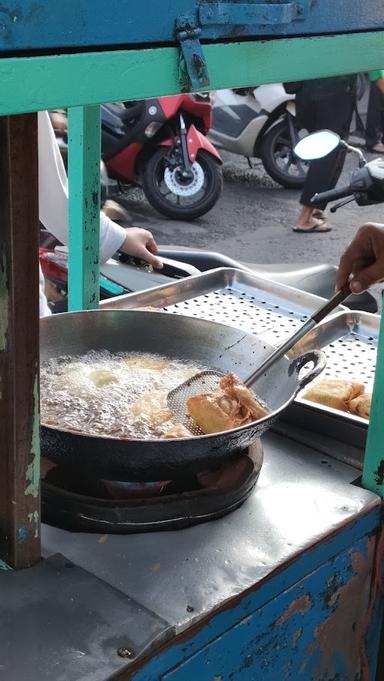 MARTABAK TELUR PUYUH