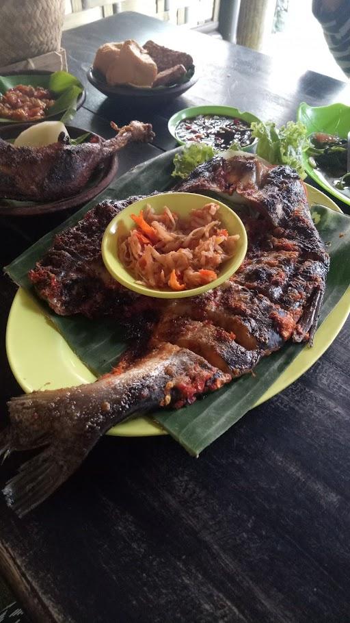 WARUNG ANEKA SAMBEL