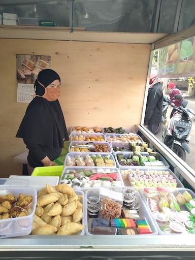 KUE BASAH KEDAI YAMTI