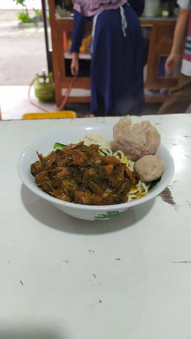 BAKSO TRISNOROSO