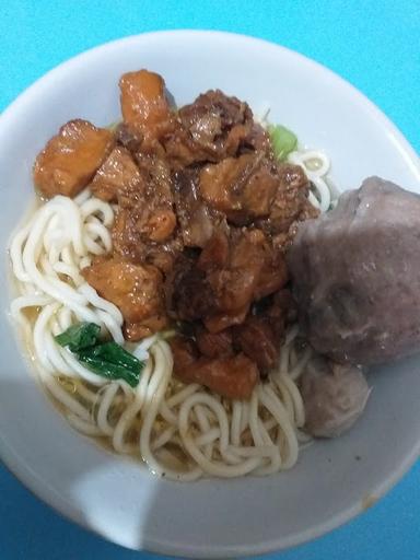 BASO PODOMORO