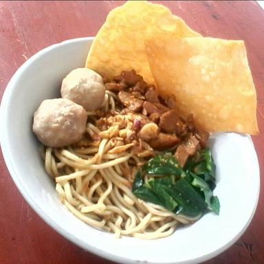 MIE AYAM BAKSO ABADI WONOGIRI