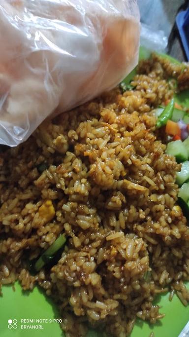 NASI GORENG KAMBING LARE BUDUR